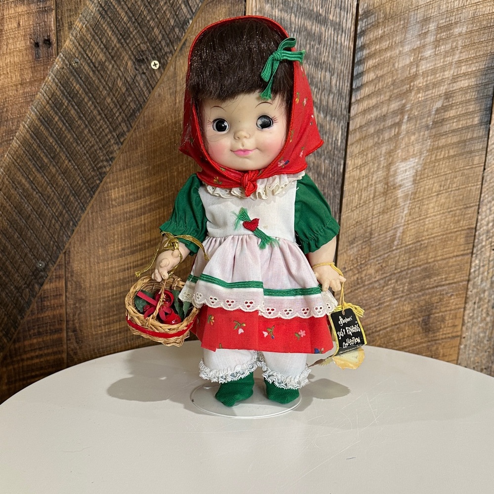 Vintage Effanbee Just Friends Collection 11 inch Alpine Hiker Girl Doll
